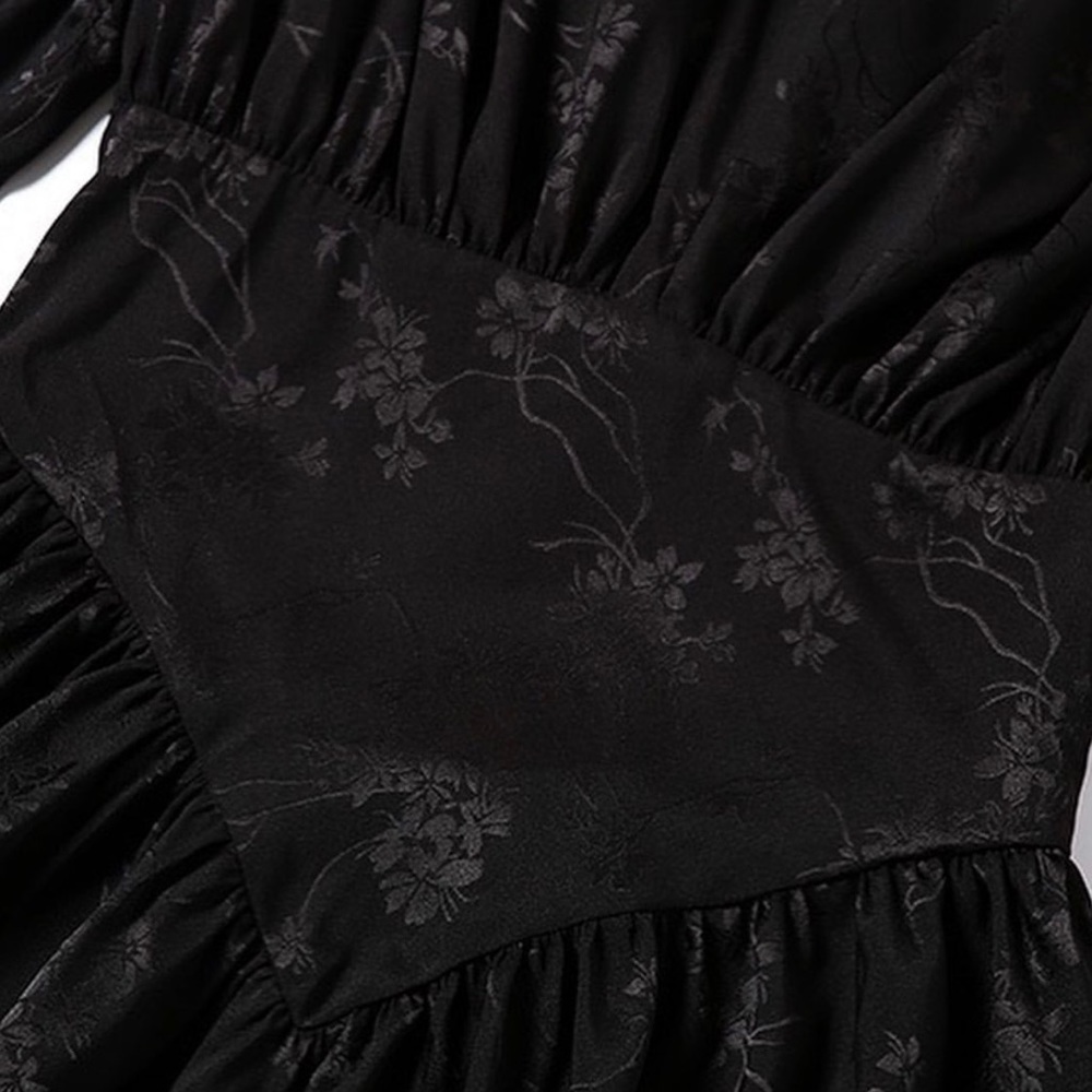 Dress - Picture 3 of 6